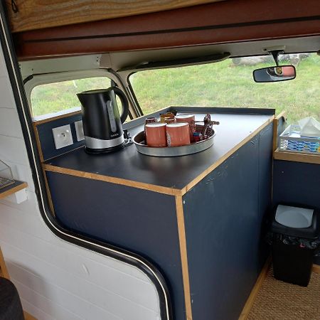 Camping Car Vintage Saint-Barthelemy-le-Plain エクステリア 写真